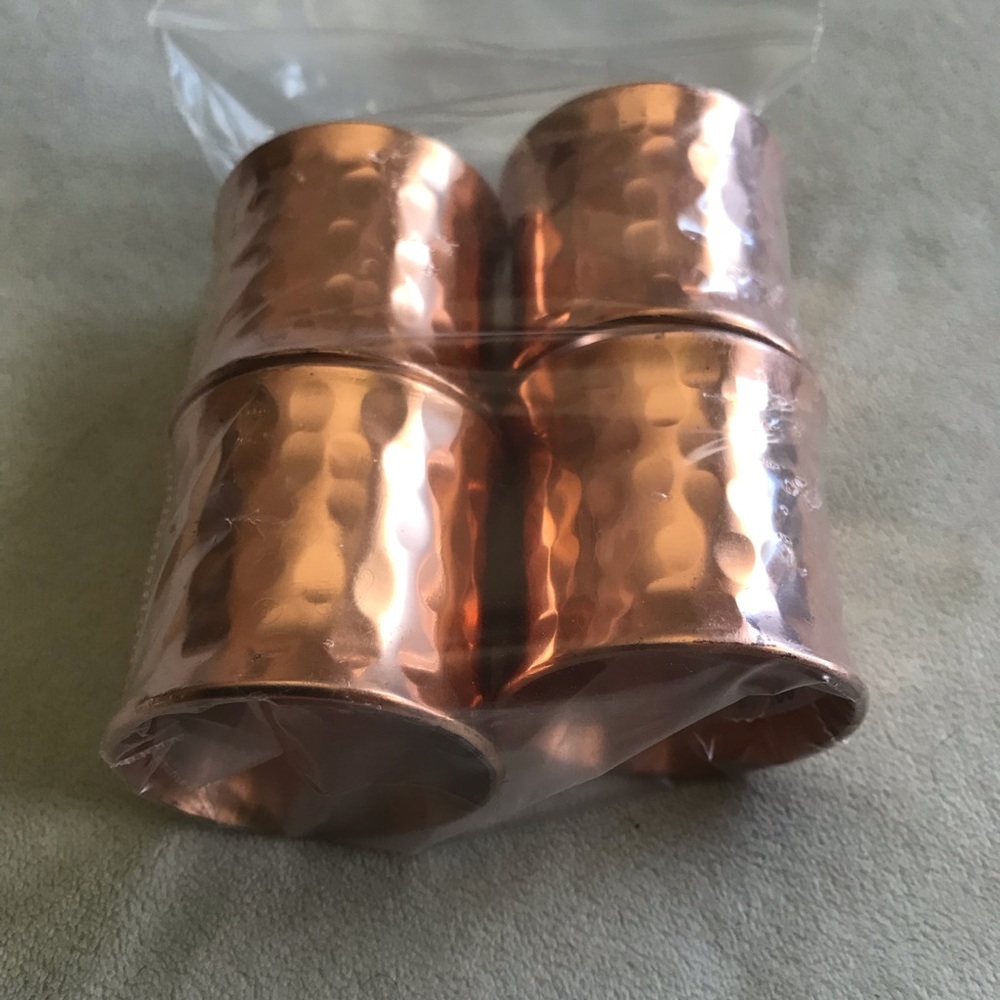 Williams Sonoma Hammered Copper Napkin Rings - Rose Copper